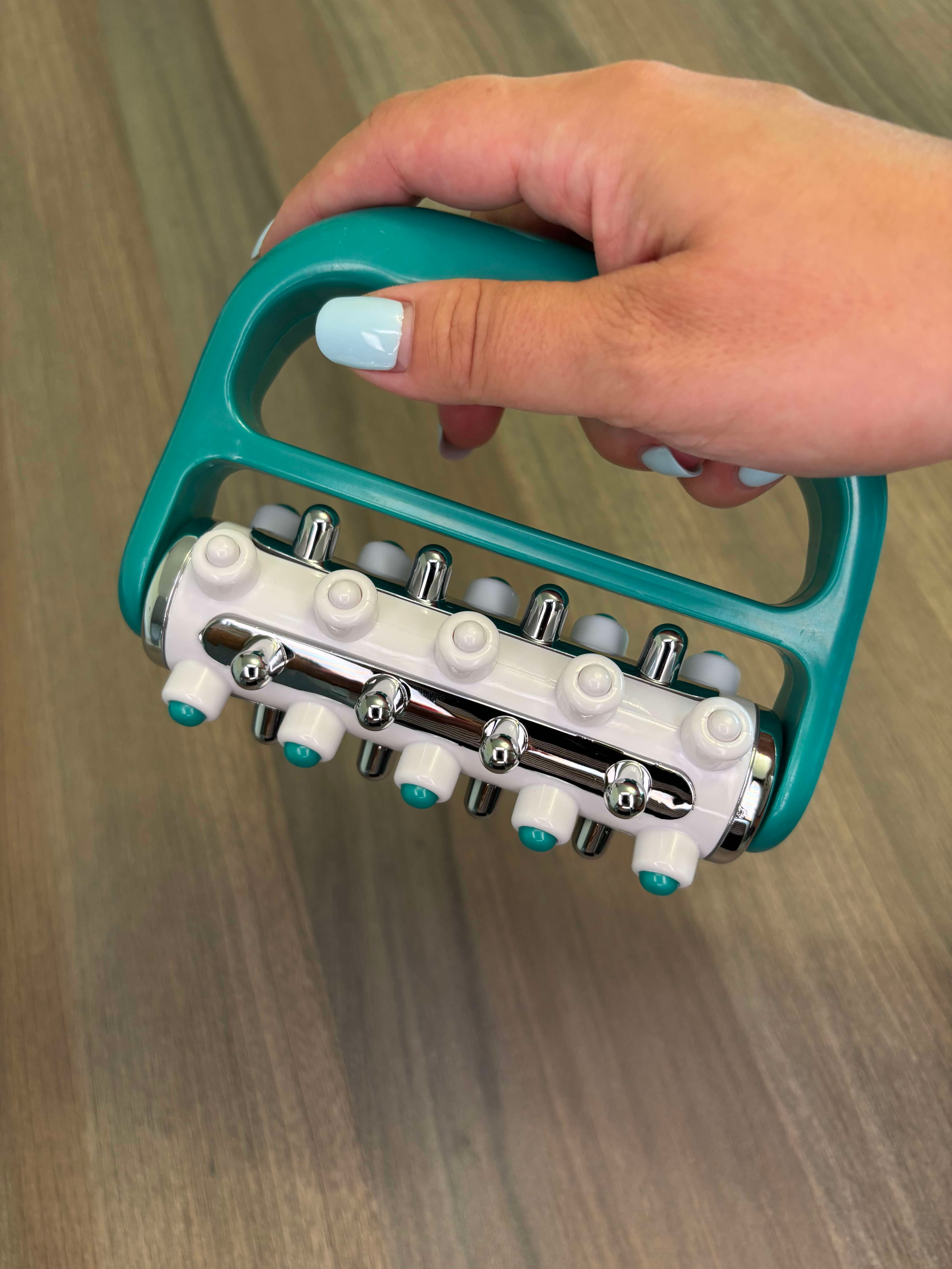 RollPro – Twoja broń w walce z bliznami, cellulitem i rozstępami